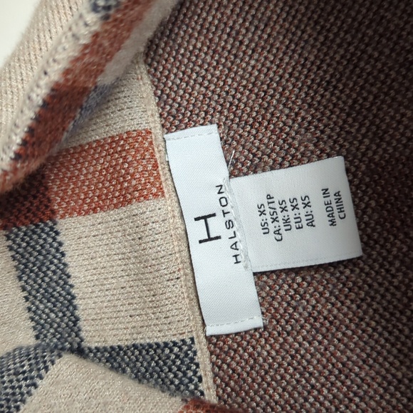 Halston Jacket - Picture 6 of 11